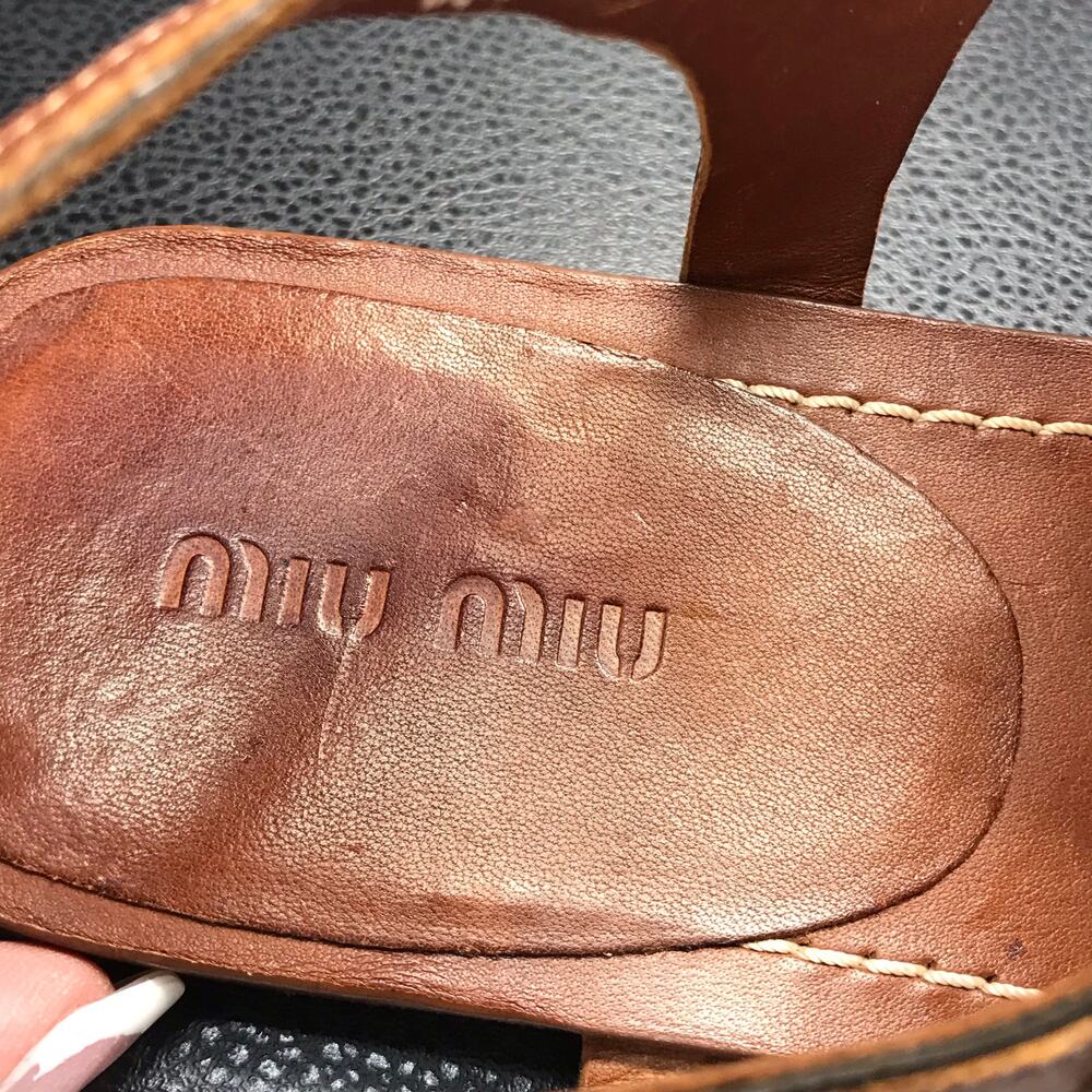 Miu Miu SZ 41 Brown Leather Thong Gladiator Sandals Pink Silver Pyramid Studs - Picture 2 of 13